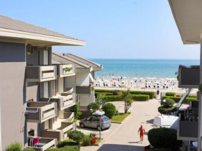 Apartment Green Marine- Palme- Ismare-1 by Interhome Silvi Marina